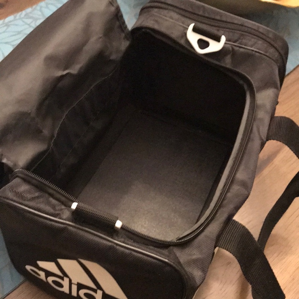 Vintage Adidas Black Duffel Bag - Picture 7 of 9